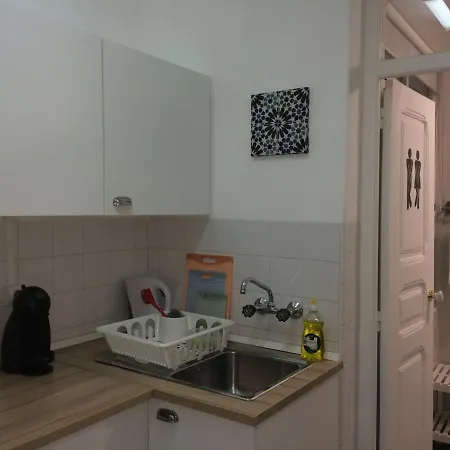 Mouraria 1 - Descubra A Medieval Apartment
